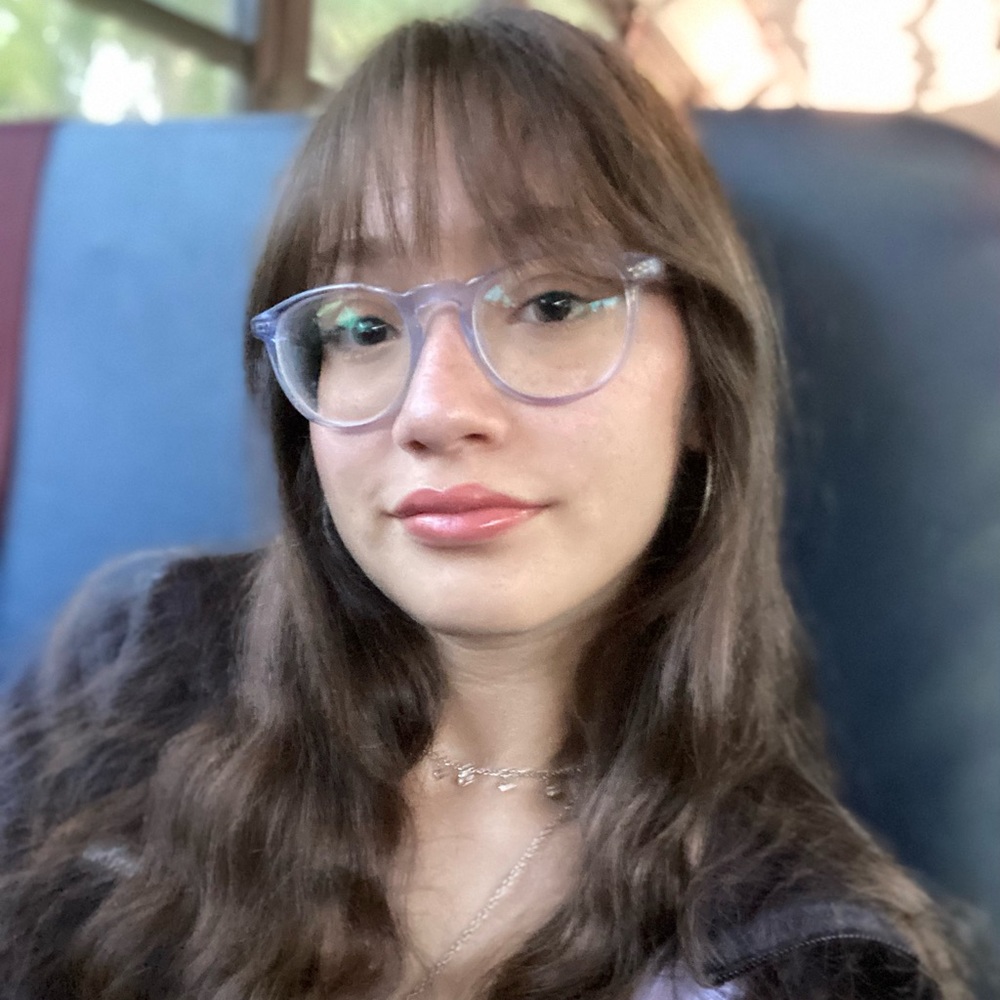 Meet your Posher, Ana